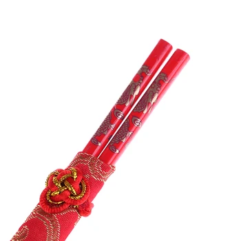 1Pair בעבודת יד אדום מקלות אכילה סיניים בסגנון עץ מחזיק תיק מחבתות סכו 